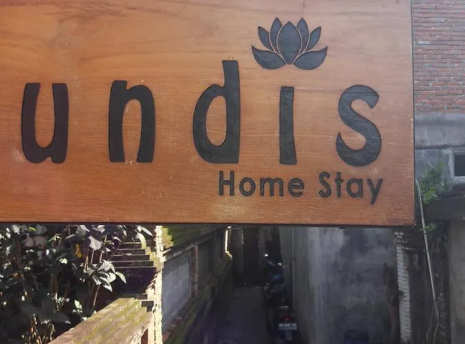 Homestay Undis *